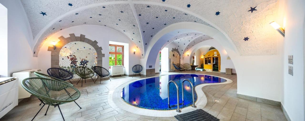 Vecsecity 4* Hernadvecse