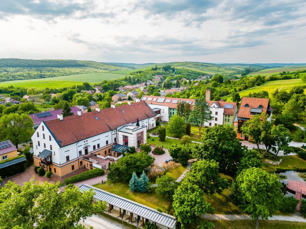 Vecsecity Hotel Hernadvecse