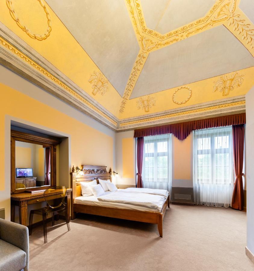 Vecsecity Hotel